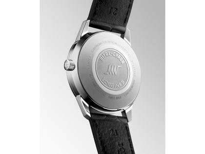 Longines Ultra Chron Classic Automatik Edelstahl 40mm silberfarbenes Zifferblatt schwarzes Lederband – Herrenuhren Uhr mit Datum aus Edelstahl und Leder. Das Gehäuse ist rund und silber. Das Lederarmband ist schwarz. Das Zifferblatt ist ein Index in silber. – Ansicht 3