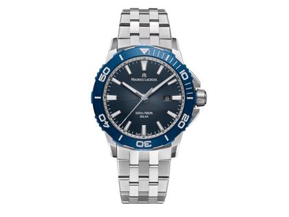 Maurice Lacroix Pontos S Solar Date Quarz Edelstahl 42mm blaues Zifferblatt Metallband – Herrenuhren Uhr mit Datum aus Aluminium und Edelstahl. Das Gehäuse ist rund und silber. Das Edelstahlarmband ist silber. Das Zifferblatt ist ein Index in blau.