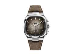 Glashütte Original Seventies Chronograph Panoramadatum Limited Edition Automatik Edelstahl 40mm braunes Zifferblatt braunes Lederband – Herrenuhren Chronograph aus Edelstahl. Das Gehäuse ist quadratisch und silber. Das Lederarmband ist braun. Das Zifferblatt ist ein Index in braun.