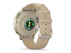 Garmin Venu 4 Quarz Edelstahl und Polymer Lunargold 41mm digitales Zifferblatt beiges Lederband – Herrenuhren Uhr Multifunktion aus Edelstahl, Faserverstärktes Polymer und PVD beschichtet. Das Gehäuse ist rund und gelbgold. Das Lederarmband ist beige. Das Zifferblatt ist digital und schwarz. – Ansicht 4