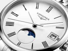 Longines Elegant Collection Quarz Edelstahl 30mm weißes Zifferblatt Metallband – Damenuhren Uhr mit Datum aus Edelstahl. Das Gehäuse ist rund und silber. Das Edelstahlarmband ist silber. Das Zifferblatt ist römisch und weiß. – Ansicht 4