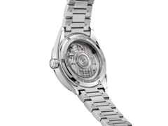 TAG Heuer Carrera Date Automatik Edelstahl 36mm weißes Perlmutt-Zifferblatt mit Brillanten Metallband – Damenuhren Uhr mit Datum aus Edelstahl. Das Gehäuse ist rund und silber. Das Edelstahlarmband ist silber. Das Zifferblatt ist ein Index in weiß. – Ansicht 3