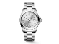 Longines Conquest Quarz Edelstahl 41mm silberfarbenes Zifferblatt Metallband – Herrenuhren Uhr mit Datum aus Edelstahl. Das Gehäuse ist rund und silber. Das Edelstahlarmband ist silber. Das Zifferblatt ist arabisch Index und silber.