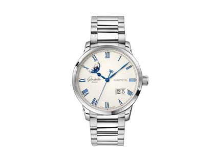 Herrenuhren Uhr mit Datum aus Edelstahl. Das Gehäuse ist rund und silber. Das Edelstahlarmband ist silber. Das Zifferblatt ist römisch und silber.