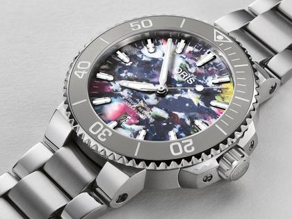 Oris Aquis Date Upcycle Automatik Edelstahl 41,5mm mehrfarbiges Zifferblatt Metallband – Herrenuhren Uhr mit Datum aus Edelstahl und Keramik. Das Gehäuse ist rund und silber. Das Edelstahlarmband ist silber. Der Zifferblatt ist ein Index. – Ansicht 2