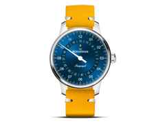 MeisterSinger Perigraph 38 Automatik Edelstahl blau Lederband gelb Limited Edition – Herrenuhren Uhr mit Datum aus Edelstahl und Leder. Das Gehäuse ist rund und silber. Das Lederarmband ist gelb. Das Zifferblatt ist arabisch und blau.