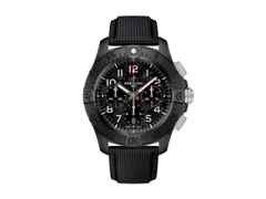 Breitling Avenger B01 Chronograph 44 Night Mission Automatik Keramik schwarzes Carbon-Zifferblatt schwarzes Lederband – Herrenuhren Chronograph aus Carbon, Keramik, Leder und Titan. Das Gehäuse ist rund und schwarz. Das Lederarmband ist schwarz. Das Zifferblatt ist ein Index in schwarz.