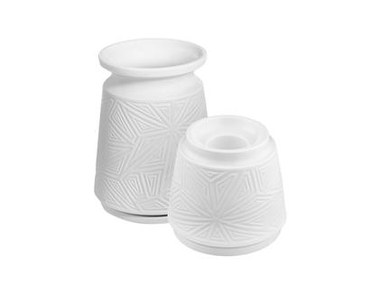 Meissen Home-Deco-Set Vitruv Biskuit Vase und Leuchter weiß – Porzellanwaren Porzellandekoration in weiß und aus Porzellan.