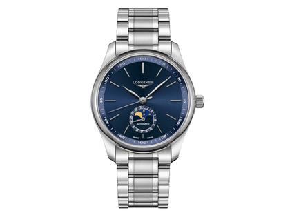 Herrenuhren Uhr mit Datum aus Edelstahl. Das Gehäuse ist rund und silber. Das Edelstahlarmband ist silber. Das Zifferblatt ist ein Index in blau.