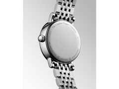 Longines Elegant Collection Quarz Edelstahl 30mm weißes Zifferblatt Metallband – Damenuhren Uhr mit Datum aus Edelstahl. Das Gehäuse ist rund und silber. Das Edelstahlarmband ist silber. Das Zifferblatt ist römisch und weiß. – Ansicht 3