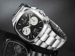 Glashütte Original Seventies Chronograph XV Limited Edition Automatik Edelstahl 40mm schwarzes Zifferblatt Metallband – Herrenuhren Chronograph aus 750 Weißgold und Edelstahl. Das Gehäuse ist quadratisch und silber. Das Edelstahlarmband ist silber. Das Zifferblatt ist ein Index in schwarz. – Ansicht 6