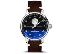 MeisterSinger Stratoscope Automatik Edelstahl blaues Zifferblatt braunes Lederband – Herrenuhren Uhr mit Datum aus Edelstahl. Das Gehäuse ist rund und silber. Das Lederarmband ist braun. Das Zifferblatt ist arabisch Index und blau.