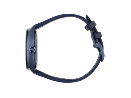 Gucci Interlocking Automatik Edelstahl PVD-Blau 41mm blaues Zifferblatt blaues Textilband YA142331 – Herrenuhren Uhr ohne Datum aus Edelstahl und PVD beschichtet. Das Gehäuse ist rund und blau. Das Textilarmband ist blau. Das Zifferblatt ist ein Index in blau. – Ansicht 3