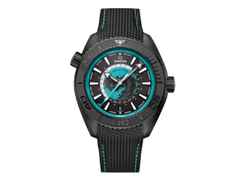 Omega Seamaster Planet Ocean 600M Automatik Edelstahl Schwarz-DLC 45,5mm schwarzes Zifferblatt schwarzes Kautschukband – Herrenuhren Uhr mit Datum aus DLC beschichtet, Edelstahl, Kautschuk und Keramik. Das Gehäuse ist rund und schwarz. Das Kautschuk / Kunststoff / Silikon Armband ist schwarz. Das Zifferblatt ist ein Index in schwarz.