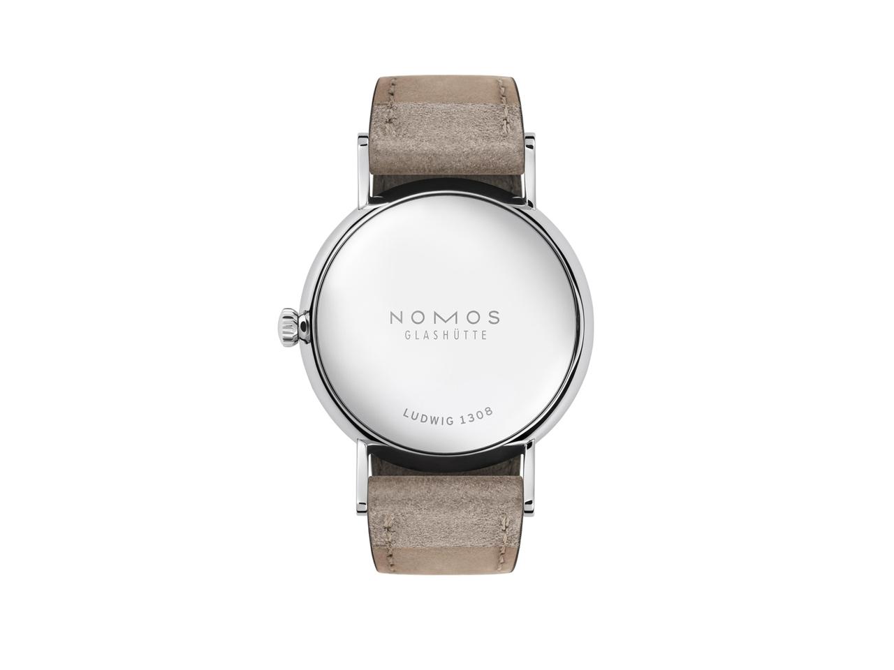 Nomos Glashütte Ludwig 33 Handaufzug Edelstahl weißes Zifferblatt braunes Lederband Stahlboden – Damenuhren Uhr ohne Datum aus Edelstahl und Leder. Das Gehäuse ist rund und silber. Das Lederarmband ist beige. Das Zifferblatt ist römisch Index und weiß. – Ansicht 2