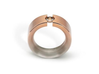 Ringe Ring mit Besatz aus 750 Rotgold, 750 Weißgold und und .