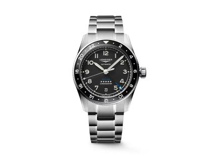 Longines Spirit Zulu Time Automatik Edelstahl 39mm schwarzes Zifferblatt Metallband – Herrenuhren Uhr mit Datum aus Edelstahl und Keramik. Das Gehäuse ist rund und silber. Das Edelstahlarmband ist silber. Das Zifferblatt ist arabisch Index und schwarz.