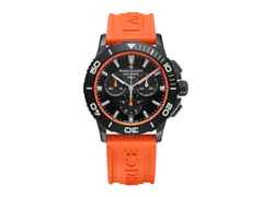 Maurice Lacroix Pontos S Solar Chronograph Limited Edition Quarz Edelstahl 42mm schwarzes Zifferblatt oranges Kautschukband – Herrenuhren Chronograph aus Aluminium, DLC beschichtet, Edelstahl und Kautschuk. Das Gehäuse ist rund und silber. Das Kautschuk / Kunststoff / Silikon Armband ist orange. Das Zifferblatt ist ein Index in schwarz.