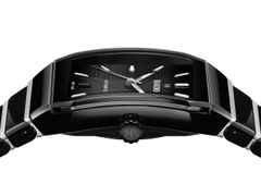 Rado Anatom Automatik Keramik 32,5mm schwarzes Zifferblatt schwarzes Keramikband – Damenuhren Uhr mit Datum aus Edelstahl und Keramik. Das Gehäuse ist rechteckig und schwarz. Das Keramikarmband ist schwarz. Das Zifferblatt ist ein Index in schwarz. – Ansicht 3