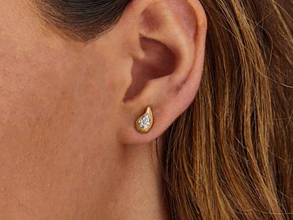 Nanis Trasformista Ohrstecker Gelbgold Tropfen klein – Ohrschmuck Ohrstecker aus 750 Gelbgold. – Ansicht 2