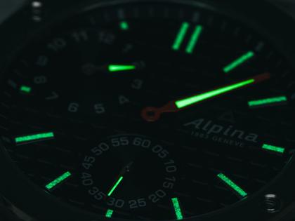 Alpina Alpiner x Fratello Extreme Regulator Automatik Edelstahl 41mm schwarzes Zifferblatt Metallband – Herrenuhren Uhr ohne Datum aus Edelstahl. Das Gehäuse ist rund und silber. Das Edelstahlarmband ist silber. Das Zifferblatt ist ein Index in schwarz. – Ansicht 11