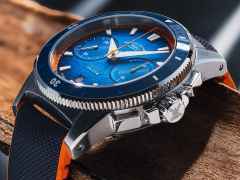 Mühle Glashütte Sportivo Active Chronograph Automatik Edelstahl 42,5mm blaues Zifferblatt blaues Leder-Kautschukband – Herrenuhren Chronograph aus Edelstahl, Kautschuk, Keramik und Leder. Das Gehäuse ist rund und silber. Das Kautschuk / Kunststoff / Silikon Armband ist blau. Das Zifferblatt ist ein Index in blau. – Ansicht 2