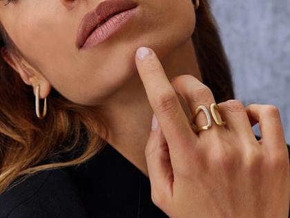 Nanis Libera Ring Gelbgold mit Brillanten – Ringe Ring mit Besatz aus 750 Gelbgold. – Ansicht 3