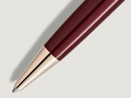 Montblanc Meisterstück Burgundy Red Midsize Kugelschreiber rotes Edelharz vergoldet – Schreibgeräte Kugelschreiber in rot und aus Edelharz und vergoldet. – Ansicht 3