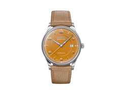 Union Glashütte Noramis Datum Automatik Edelstahl 40mm gelbes Zifferblatt braunes Lederband – Herrenuhren Uhr mit Datum aus Edelstahl. Das Gehäuse ist rund und silber. Das Lederarmband ist braun. Das Zifferblatt ist ein Index in gelb.