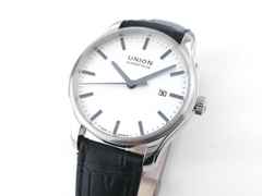 Union Glashütte Viro Datum Automatik Edelstahl 41mm silbernes Zifferblatt schwarzes Lederband D001.407.16.031.00 Full Set Occasion Refurbished – Herrenuhren Uhr mit Datum aus Edelstahl. Das Gehäuse ist rund und silber. Das Lederarmband ist schwarz. Das Zifferblatt ist ein Index in silber. – Ansicht 4