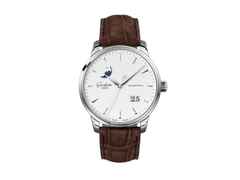 Glashütte Original Senator Excellence Panoramadatum Mondphase Automatik Edelstahl 42mm weißes Zifferblatt braunes Lederband – Herrenuhren Uhr mit Datum aus Edelstahl. Das Gehäuse ist rund und silber. Das Lederarmband Kroko / Alligator ist braun. Das Zifferblatt ist römisch Index und weiß.