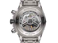 Breitling Super Chronomat B01 44 Automatik graues Zifferblatt Metallband – Herrenuhren Chronograph aus Keramik und Titan. Das Gehäuse ist rund und grau. Das Titanarmband ist grau. Das Zifferblatt ist ein Index in anthrazit. – Ansicht 2