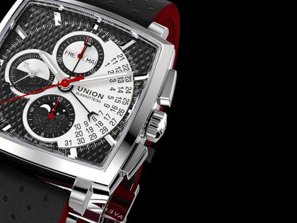Union Glashütte Averin Chronograph Automatik Edelstahl 41mm schwarzes Zifferblatt schwarzes Lederband – Herrenuhren Chronograph aus Edelstahl. Das Gehäuse ist quadratisch und silber. Das Lederarmband ist schwarz. Das Zifferblatt ist ein Index in schwarz. – Ansicht 3