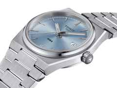 Tissot PRX Quarz Edelstahl 35mm blaues Zifferblatt Metallband – Damenuhren Uhr mit Datum aus Edelstahl. Das Gehäuse ist rund und silber. Das Edelstahlarmband ist silber. Das Zifferblatt ist ein Index in blau.   – Ansicht 4
