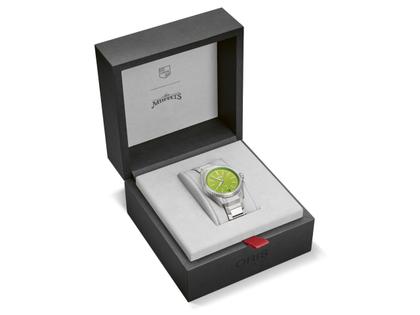 Oris ProPilot X Kermit Automatik Titan 39mm grünes Zifferblatt Metallband – Herrenuhren Uhr mit Datum aus Titan. Das Gehäuse ist rund und grau. Das Titanarmband ist grau. Das Zifferblatt ist ein Index in grün. – Ansicht 6