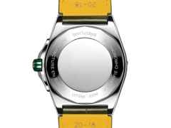 Breitling Super Chronomat Automatic 38 Edelstahl grünes Zifferblatt grünes Lederband – Damenuhren Uhr mit Datum aus 750 Rotgold, Edelstahl und Keramik. Das Gehäuse ist rund und silber. Das Lederarmband Kroko / Alligator ist silber. Das Zifferblatt ist ein Index in grün. – Ansicht 5