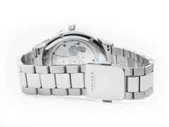 Nomos Glashütte Club Sport neomatik 42 Datum Automatik Edelstahl 42mm blaues Zifferblatt Metallband   – Herrenuhren Uhr mit Datum aus Edelstahl. Das Gehäuse ist rund und silber. Das Edelstahlarmband ist silber. Das Zifferblatt ist arabisch Index und blau. – Ansicht 6