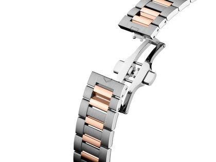 TAG Heuer Carrera Day-Date Automatik Edelstahl 41mm schwarzes Zifferblatt zweifarbiges Metallband – Herrenuhren Uhr mit Datum aus 750 Rotgold und Edelstahl. Das Gehäuse ist rund und silber. Das Edelstahlarmband ist silber-roségold. Das Zifferblatt ist ein Index in schwarz. – Ansicht 3
