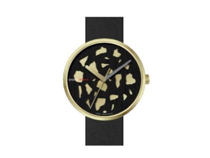 Walter Gropius Rohe Materialien Quarz Edelstahl Gelbgold-PVD 39mm gold-schwarzes Zifferblatt schwarzes Lederband – Herrenuhren Uhr ohne Datum aus Edelstahl, Leder und PVD beschichtet. Das Gehäuse ist rund und gelbgold. Das Lederarmband ist schwarz. Das Zifferblatt ist ohne Zeichen und schwarz.