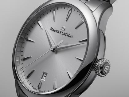 Maurice Lacroix 1975 Quarz Edelstahl 39mm silberfarbenes Zifferblatt Metallband – Herrenuhren Uhr mit Datum aus Edelstahl. Das Gehäuse ist rund und silber. Das Edelstahlarmband ist silber. Das Zifferblatt ist ein Index in silber. – Ansicht 2