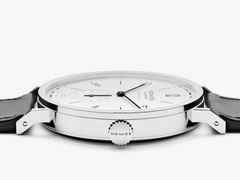 Nomos Glashütte Tangente 41 neomatik Update Automatik Edelstahl 40mm weißes Zifferblatt schwarzes Lederband – Herrenuhren Uhr mit Datum aus Edelstahl. Das Gehäuse ist rund und silber. Das Lederarmband ist schwarz. Das Zifferblatt ist arabisch Index und weiß. – Ansicht 5