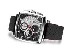 Union Glashütte Averin Chronograph Automatik Edelstahl 41mm schwarzes Zifferblatt schwarzes Lederband – Herrenuhren Chronograph aus Edelstahl. Das Gehäuse ist quadratisch und silber. Das Lederarmband ist schwarz. Das Zifferblatt ist ein Index in schwarz. – Ansicht 2