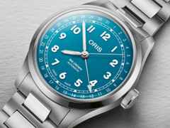Oris Big Crown Pointer Date Automatik Edelstahl 40mm hellblaues Zifferblatt Metallband – Herrenuhren Uhr mit Datum aus Edelstahl. Das Gehäuse ist rund und silber. Das Edelstahlarmband ist silber. Das Zifferblatt ist arabisch und blau. – Ansicht 3