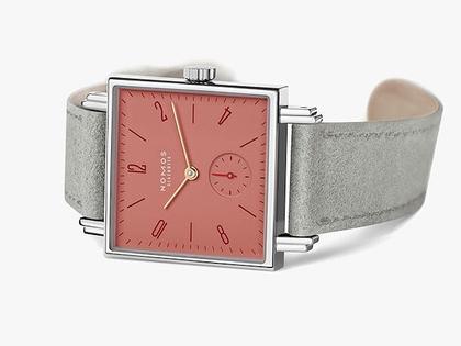 Nomos Glashütte Tetra Petit Four Grenadine – Ansicht 3