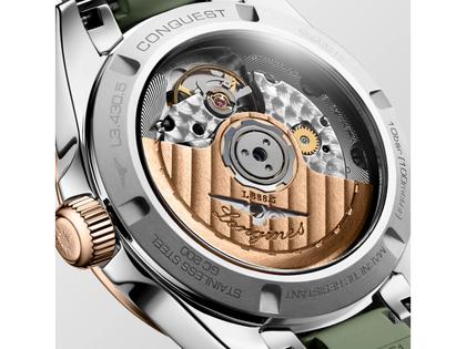 Longines Conquest Automatik Edelstahl 34mm grünes Zifferblatt grünes Kautschukband – Damenuhren Uhr mit Datum aus 750 Rotgold und Edelstahl. Das Gehäuse ist rund und silber. Das Kautschuk / Kunststoff / Silikon Armband ist grün. Das Zifferblatt ist ein Index in grün. – Ansicht 4