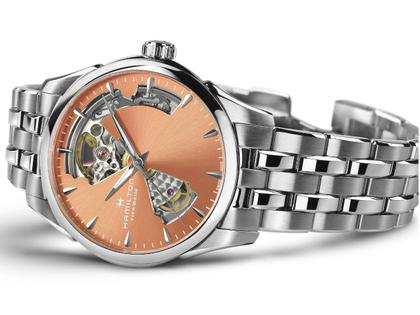 Hamilton Jazzmaster Open Heart Lady Automatik Edelstahl 36mm apricotfarbenes Zifferblatt Metalband – Damenuhren Uhr ohne Datum aus Edelstahl. Das Gehäuse ist rund und silber. Das Edelstahlarmband ist silber. Das Zifferblatt ist ein Index in orange. – Ansicht 2