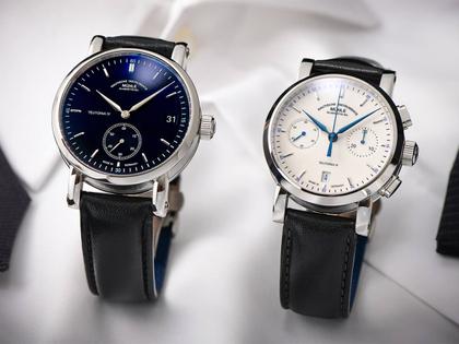 Mühle Glashütte Teutonia IV Chronograph Automatik Edelstahl 39mm weißes Zifferblatt schwarz Lederband – Herrenuhren Chronograph aus Edelstahl. Das Gehäuse ist rund und silber. Das Lederarmband ist schwarz. Das Zifferblatt ist ein Index in weiß. – Ansicht 4