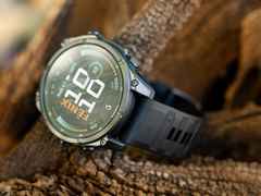 Garmin Fenix 9 faserverstärktes Polymer 47mm digitales Display schwarzes Silikonband – Herrenuhren Uhr Multifunktion aus Kautschuk, Kunststoff und Titan. Das Gehäuse ist rund und grau. Das Kautschuk / Kunststoff / Silikon Armband ist schwarz. Das Zifferblatt ist digital und schwarz. – Ansicht 8