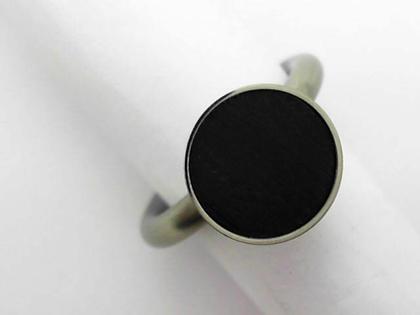 Apero Ring Edelstahl mit Carbon-Scheibe – Ringe Ring aus Carbon, Edelstahl und und .