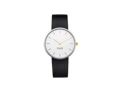M&M Circle Line Quarz Edelstahl 34mm silbernes Zifferblatt schwarzes Lederband – Damenuhren Uhr ohne Datum aus Edelstahl. Das Gehäuse ist rund und silber. Das Lederarmband ist schwarz. Das Zifferblatt ist ein Index in silber.